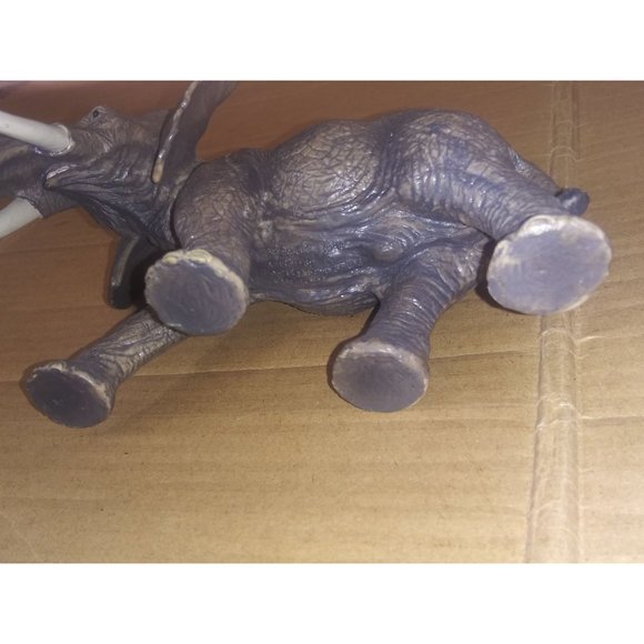 Schleich African Elephant Wildlife Figurine Collectible Gray Elephant Toy - Picture 10 of 12